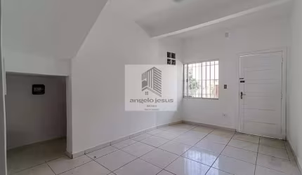 Casa 55m², 01 Dormitório, Vila  Santo Estéfano.