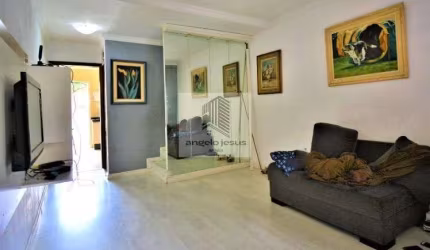 Sobrado 100m², 02 Dormitórios, 01 Vaga.