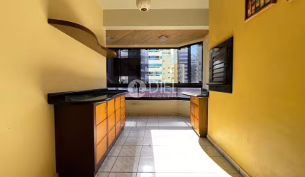 Apartamento com 3 dormitÓrios, sendo 1 suÍte, Meia Praia, Itapema - SC