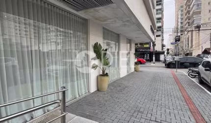Sala comercial na meia praia  2° avenida, Meia Praia, Itapema - SC