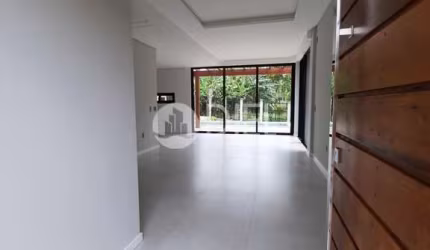 Um Ótima casa em condomÍnio fechado!, Praia das Taquaras, Balneário Camboriú - SC