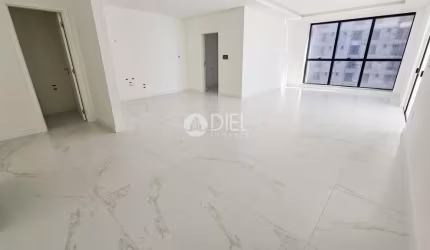 Um belo apartamento de alto padrÃo com 4 suÍtes!, Meia Praia, Itapema - SC
