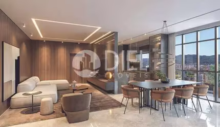 Apartamento com 4 suÍtes a poucos metros do mar!, Meia Praia, Itapema - SC