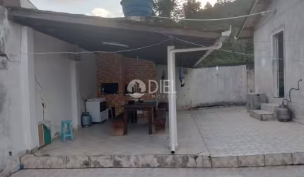 Um Ótimo terreno com uma bela casinha de madeira!, Alto São Bento, Itapema - SC