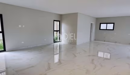 Uma casa de luxo em condomÍnio para vocÊ!, Barra, Balneário Camboriú - SC
