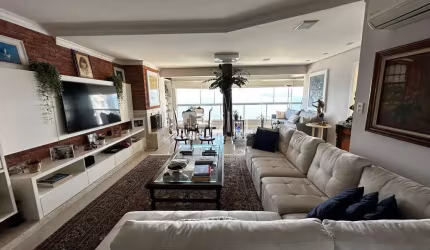 Um belo apartamento com uma Ótima vista para o mar, Centro, Balneário Camboriú - SC