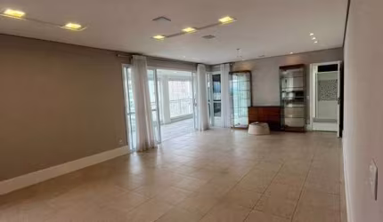 Oportunidade APT em andar alto com 4 suítes à venda - Vila Adyana