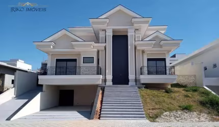 Linda Casa Clássica, 4 Dormitórios sendo 4 suites