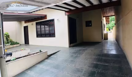 Casa com 3 dormitórios à venda, 172 m² por R$ 880.000 - Jardim Alvorada - São José dos Campos/SP