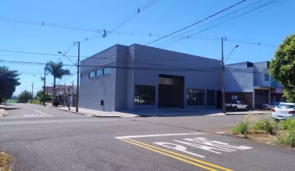 Barracão Comercial com Mezanino