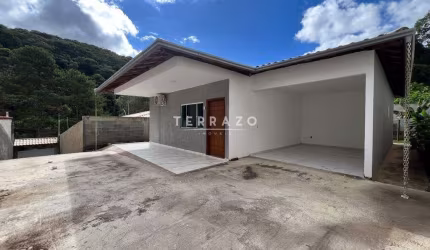 Casa à venda, 3 quartos, 1 suíte, 4 vagas, Albuquerque - Teresópolis/RJ
