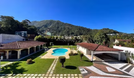 Casa à venda, 7 quartos, 7 suítes, 10 vagas, Alto - Teresópolis/RJ
