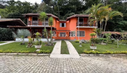 Casa em Condomínio à venda, 4 quartos, 1 suíte, 2 vagas, Cascata do Imbuí - Teresópolis/RJ