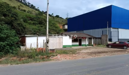 Terreno comercial plano com 1300 m² em Venda Nova - Teresópolis/RJ | R$ 395.000,00 | Cód. 3371