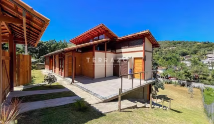 Casa em Condomínio à venda, 3 quartos, 2 suítes, 2 vagas, Albuquerque - Teresópolis/RJ
