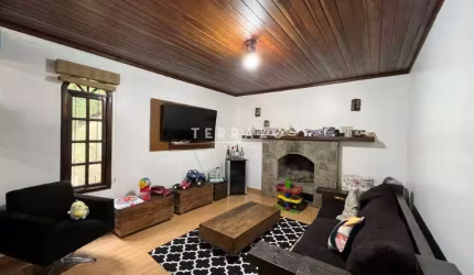 Casa à venda, 4 quartos, 1 suíte, 5 vagas, Panorama - Teresópolis/RJ