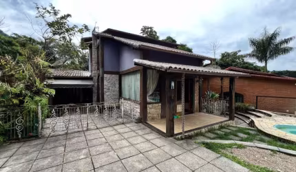 Casa em Condomínio à venda, 3 quartos, 3 suítes, 4 vagas, Limoeiro - Guapimirim/RJ