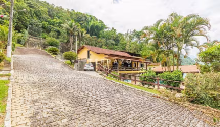Casa em Condomínio à venda, 4 quartos, 2 suítes, 3 vagas, Cantagalo - Guapimirim/RJ