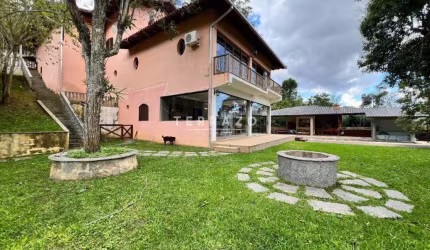 Casa à venda, 5 quartos, 2 suítes, 4 vagas, Parque do Imbui - Teresópolis/RJ