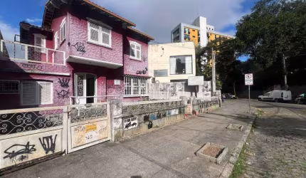 Casa à venda, 5 quartos, 1 suíte, 1 vaga, Várzea - Teresópolis/RJ