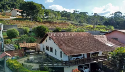 Casa à venda, 3 quartos, 1 suíte, 2 vagas, Cascata do Imbuí - Teresópolis/RJ