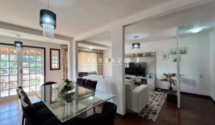 Casa à venda, 4 quartos, 1 suíte, 2 vagas, São Pedro - Teresópolis/RJ