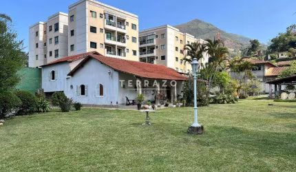 Casa à venda, 4 quartos, 2 suítes, 2 vagas, Bom Retiro - Teresópolis/RJ