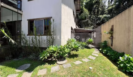 Casa em Condomínio à venda, 2 quartos, 1 suíte, 2 vagas, Soberbo - Teresópolis/RJ