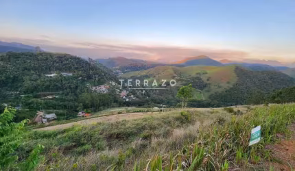 Terreno em Condomínio à venda, Pessegueiros - Teresópolis/RJ