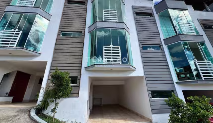 Casa em Condomínio à venda, 3 quartos, 2 vagas, Fazendinha - Teresópolis/RJ