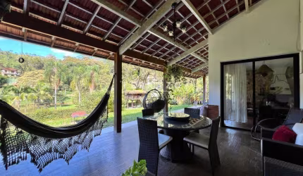 Casa em Condomínio à venda, 3 quartos, 1 suíte, 5 vagas, Cruzeiro - Teresópolis/RJ