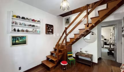 Casa à venda, 2 quartos, 1 vaga, Várzea - Teresópolis/RJ
