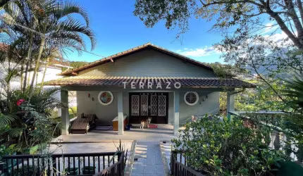 Casa à venda, 4 quartos, 1 suíte, 2 vagas, Comary - Teresópolis/RJ