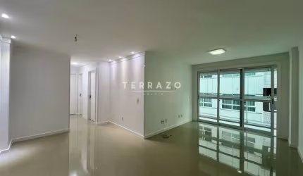 Apartamento à venda, 3 quartos, 1 suíte, 2 vagas, Várzea - Teresópolis/RJ