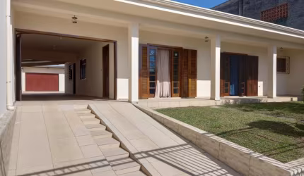 Casa e edícula no Jardim Barcelona