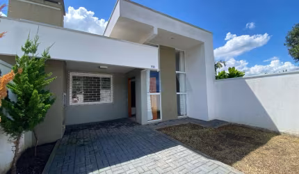 Casa semi mobiliada com dois quartos