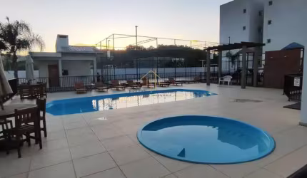 Apartamento REFORMADO com  2 dormitórios no Residencial Santorini - Aririu
