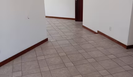 3 Q no Jardim Apipema
