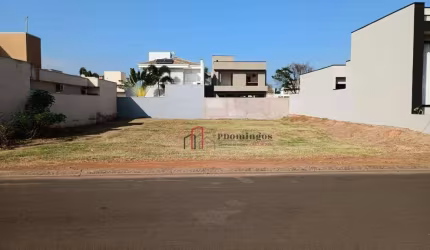 TERRENO DE 300,00 M² - COM PLANTA APROVADA - CONDOMÍNIO CAMPOS DO CONDE 2 - PAULÍNIA