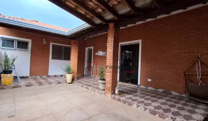 CASA A VENDA - PARQUE HONGARO - SUMARÉ