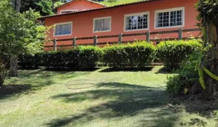 Sítio com lago e piscina à venda com escritura em Igaratá - Bonsucesso
