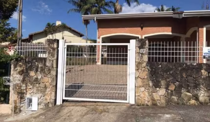 Casa  Vila Gardenia: Oportunidade de Investimento com Potencial de Expansão