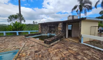 Sítio à venda na cidade de Piracaia