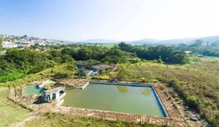Vende-se Clube Marinas em Bom Jesus dos Perdões