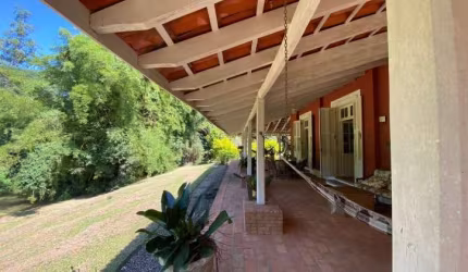 Lindo Sítio à Venda em Piracaia dentro da Cidade
