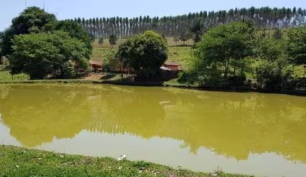 Maravilhosa fazenda à venda na cidade de Piracaia - 21 alqueires de terra