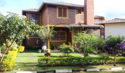 Casa à Venda em Condomínio Fechado em Atibaia - Portal das Hortências