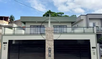 Casa à venda no Jd. dos Pinheiros em Atibaia