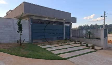 Casa à venda no bairro da Usina - Atibaia - Venha viver perto da represa
