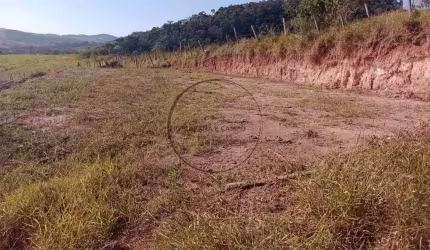 Terreno em Piracaia - Vista Incrível e Pronto para Construir